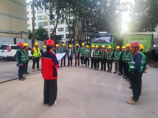 班前早會 (1).jpg